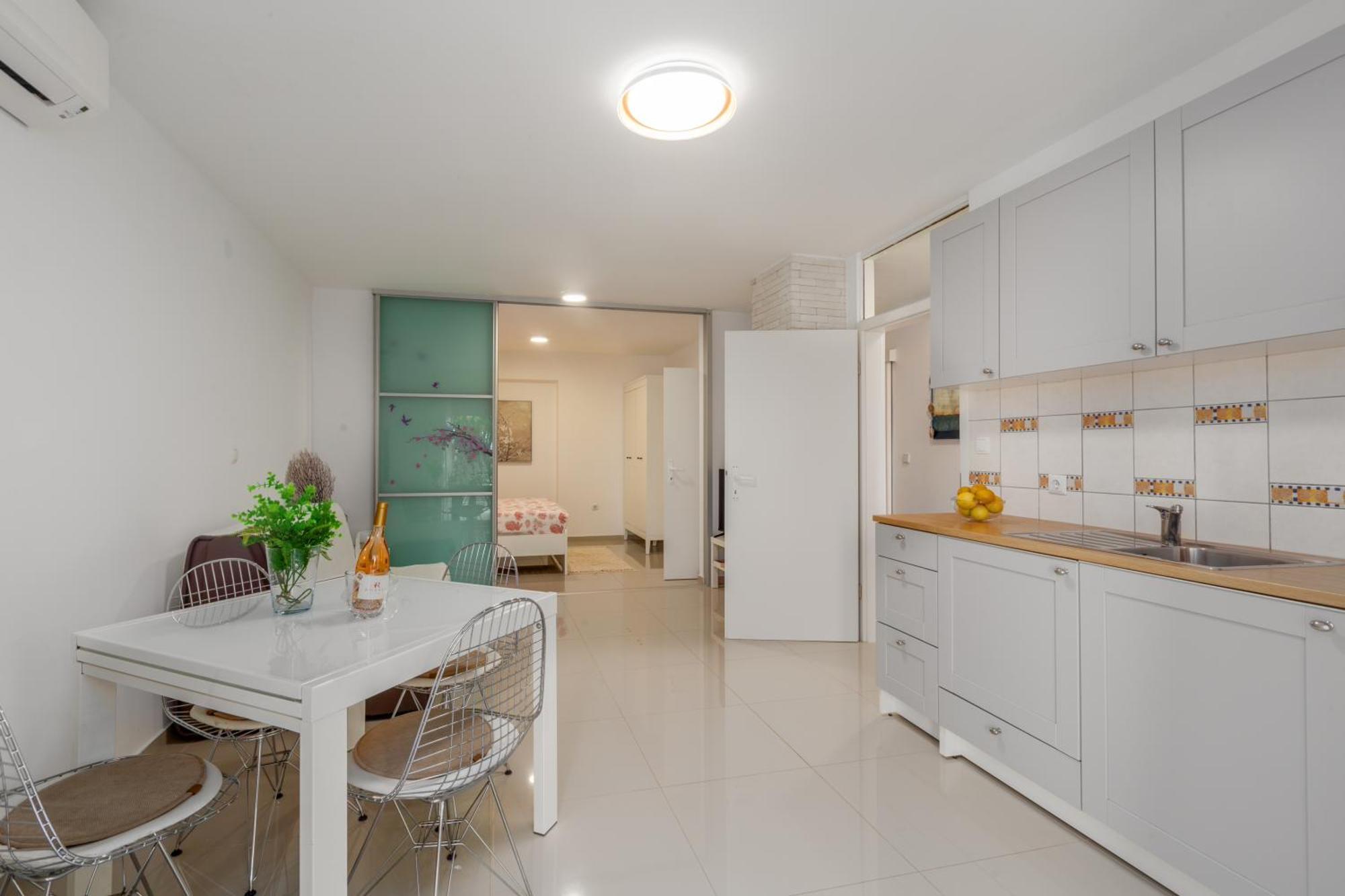 פורץ Modern Apartment Zen With Private Garden מראה חיצוני תמונה
